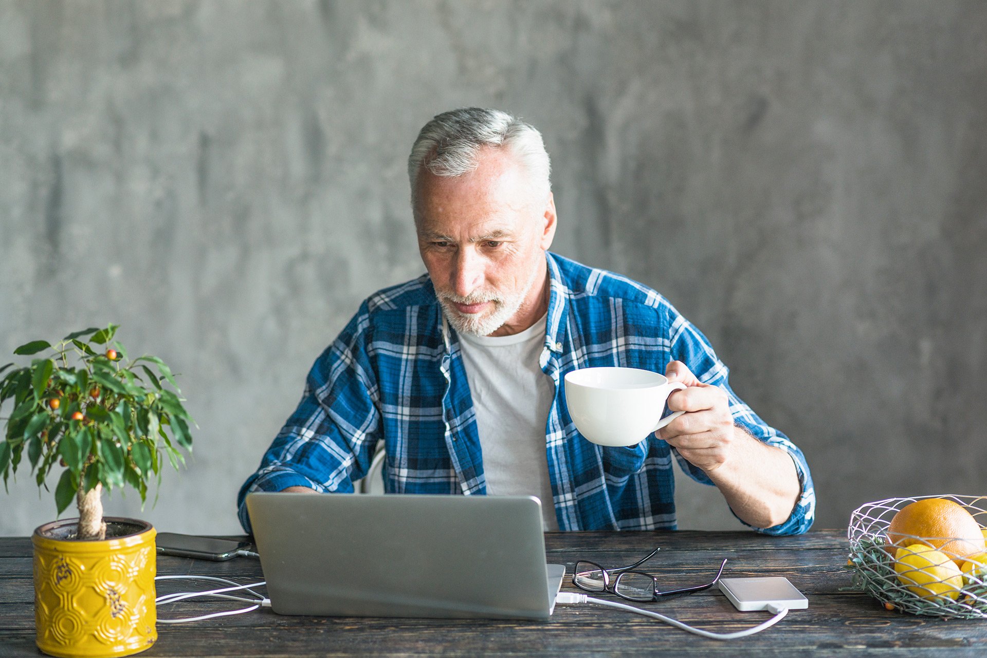 How Men’s Grooming Perfume Sets Elevate Personal Style